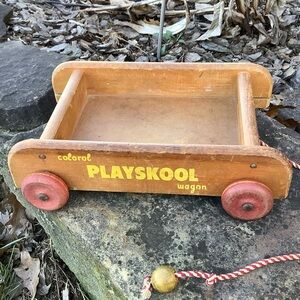 Playskool Vintage Wooden Block Pull-Along Colorol Wagon